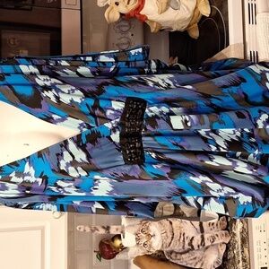 B womens Roaman's stretch dohlman sleeve plus size top 3X EUC